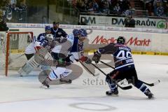 DEL - Play Off - Finale - Spiel 4 ERC Ingolstadt - Adler Mannheim - Brendan Brooks (#49 ERC Ingolstadt) - Reul Denis (#29) - Foto: Jürgen Meyer