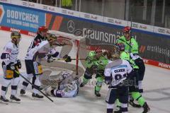 DEL - Eishockey - Saison 2020/21 - ERC Ingolstadt - Eisbären Berlin - Mathias Niederberger Torwart (#35 Berlin) - Mark Olver (#91 Berlin) - Petrus Palmu (#52 ERCI) - Foto: Jürgen Meyer