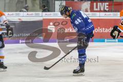 DEL - Eishockey - ERC Ingolstadt - Grizzlys Wolfsburg - Tor Jubel 1:0 durch Darin Olver (ERC 40) reisst die Hände hoch und schreit