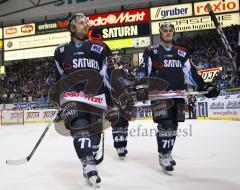 ERC Ingolstadt - Augsburg 19.01.08 - Die Panther nach den Sieg gegen Augsburg auf dem Weg in die Kabine