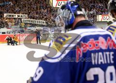 DEL - ERC Ingolstadt - Kölner Haie - Die Fans huldigen Jimmy Waite mit einem Spruchband