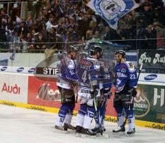 ERC Ingolstadt - DEG Düsseldorf - Torjubel vor den Fans