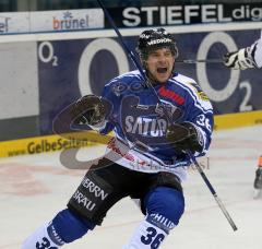 ERC Ingolstadt - Wolfsburg - Yannick Seidenberg trifft zum 3:0