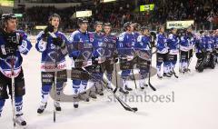 ERC Ingolstadt - Füchse Diusburg - Die Panther vor den Fans