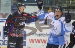 DEL - ERC Ingolstadt - Straubing - Bruno St. Jacques schimpft zum Schiedsrichter als das Spiel vorbei ist