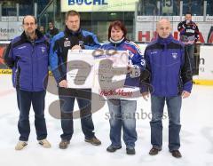 DEL - ERC Ingolstadt - Adler Mannheim - Fanprojekt Spendenübergabe an die ERC Jugend - Petra Vogl