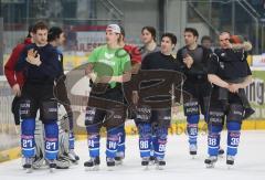 DEL - ERC Ingolstadt - Iserlohn Roosters - Das Team auf der Ehrenrunde