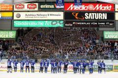 DEL - ERC Ingolstadt - Iserlohn Roosters - Das Team bedankt sich bei den Fans Jubel