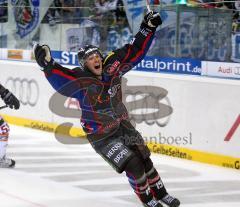 DEL - ERC Ingolstadt - DEG Düsseldorf - 5:2 - Pat Kavanagh Torjubel zum 3:2

