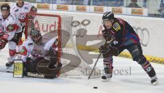 DEL - ERC Ingolstadt - Köln 5:4 - Tyler Bouck gefährlich vor dem Tor