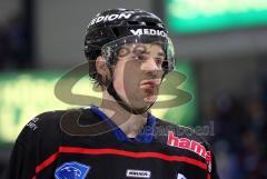 DEL - ERC Ingolstadt - Krefeld Pinguine - 2:7 - Tyler Bouck verletzt an der Lippe