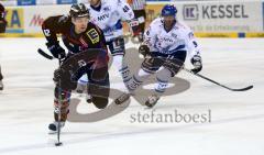 DEL - ERC Ingolstadt - Adler Mannheim - Tyler Bock im Angriff