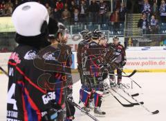 DEL - ERC Ingolstadt - Kassel - Team vor den Fans