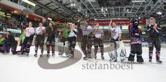 DEL - ERC Ingolstadt - DEG Düsseldorf - 5:2 - HUMBA mit den Fans Sieg