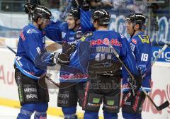 DEL - ERC Ingolstadt - Iserlohn Roosters - 7:1 - Torjubel Tyler Bouck mit Tim Hambly, Joe Motzko und Pat Kavanagh