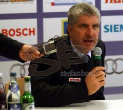 DEL - ERC Ingolstadt - Hamburg Freezers - Trainer Bob Menno