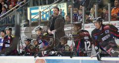 DEL - ERC Ingolstadt - Krefeld Pinguine - 2:7 - Trainerbank Greg Thomson regt sich auf