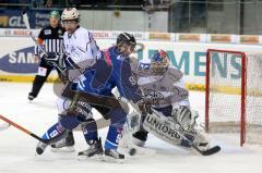 DEL - ERC Ingolstadt - Iserlohn Roosters - Glen Goodall kommt nicht mehr zum Puck