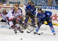 DEL - ERC Ingolstadt - Berlin - Thomas Greilinger, hinten Rick Girard