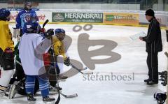 ERC Ingolstadt - Damen - Trainer Markus Haetinen in der Saturn Arena im Training