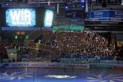 DEL - ERC Ingolstadt - Frankfurt Lions - Playoff - Saturn Arena in den Playoffs ausverkauft Fans Jubel Spruchband