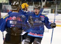 DEL - ERC Ingolstadt - Frankfurt Lions - Playoff - Tor zum 1:0 durch Bob Wren Jubel mit Joe Motzko