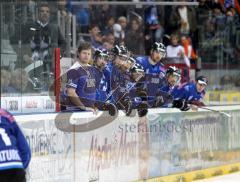 DEL - ERC Ingolstadt - Hannover - 1:4 - Spieler Trainerbank Bande