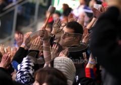 DEL - ERC Ingolstadt - Wolfsburg - Fans Jubel Trommel Trommler