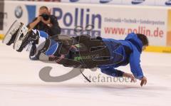 DEL - ERC Ingolstadt - Hannover Scorpions 7:2 - Bruno St. Jacques tanzt für die Fans Breakdance