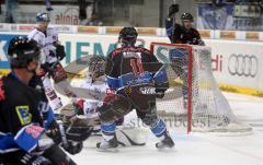 DEL - ERC Ingolstadt - Berlin - 2:0 durch Jakub Ficenec links nach Pass von Thomas Greilinger rechts hinten