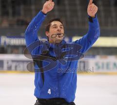 DEL - ERC Ingolstadt - Hannover Scorpions 7:2 - Bruno St. Jacques tanzt für die Fans Breakdance