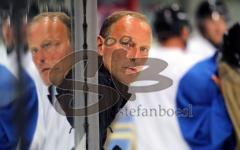 DEL - ERC Ingolstadt - Erstes Training - Jimi Boni an der Bande