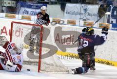 DEL - ERC Ingolstadt - Augsburger Panther 4:3 - Jared Ross mit dem 1:0 Tor Jubel