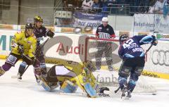 ERC Ingolstadt - Krefeld Pinguine - rechts Jared Ross