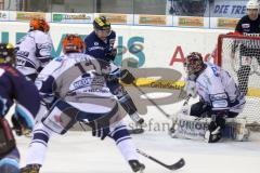 DEL - ERC Ingolstadt - Iserlohn Roosters - Derek Hahn scheitert am Torwart