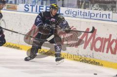 DEL - ERC Ingolstadt - Krefeld Pinguine - Rick Girard mit großen Schritten