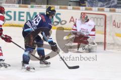 DEL - ERC Ingolstadt - Kölner Haie - Thomas Greilinger zum Tor und Schuß 1:0