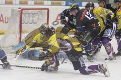 DEL - ERC Ingolstadt - Krefeld Pinguine - Tyler Bouck gefährlich vor dem Tor