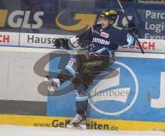 DEL - ERC Ingolstadt - WolfsburgDEL - ERC Ingolstadt - Wolfsburg - Thomas Greilinger im Alleingang Tor zum 2:0 - Jubel