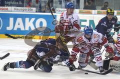 DEL - ERC Ingolstadt - Augsburger Panther 4:3 - links Rick Girard kämpft um den Puck