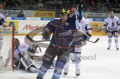 DEL - ERC Ingolstadt - Iserlohn Roosters - Tor durch Jared Ross, Assist Rick Girard jubelt