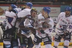 DEL - ERC Ingolstadt - Adler Mannheim - Playoff - 1.Halbfinale - Ausverkaufte Saturn Arena-Schlägerei mit Tyler Bouck