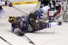 DEL - ERC Ingolstadt - Adler Mannheim - Playoff - 3.Halbfinale - Rick Girard am Boden