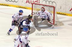 DEL - ERC Ingolstadt - Adler Mannheim - Playoff - 3.Halbfinale - Kris Sparre mit Schuss aufs Tor