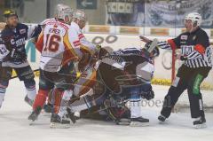 DEL - ERC Ingolstadt - DEG Metro Stars - Playoff 3 - Tumult vor dem Düsseldorfer Tor