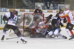 DEL - ERC Ingolstadt - DEG Metro Stars - Playoff 3 - Chance für Joe Motzko und schlägt am Puck vorbei