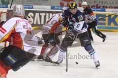 DEL - ERC Ingolstadt - DEG Düsseldorf Metro Stars . Playoff - Viertelfinale - Jeremy Reich vor dem Tor