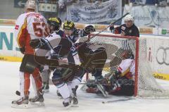 DEL - ERC Ingolstadt - DEG Metro Stars - Playoff 3 - Tumult am Tor mittendrin Christoph Gawlik