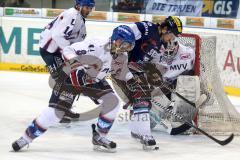 DEL - ERC Ingolstadt - Adler Mannheim - Playoff - 1.Halbfinale - Kris Sparre vor dem Tor