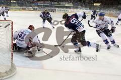 DEL - ERC Ingolstadt - Adler Mannheim - Playoff - 3.Halbfinale-Luciano Aquino mit der Chance zum 3:0